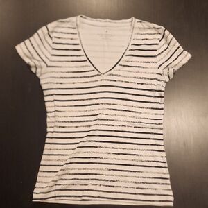 Banana Republic Black and White Fitted Cap Sleeve T-Shirt